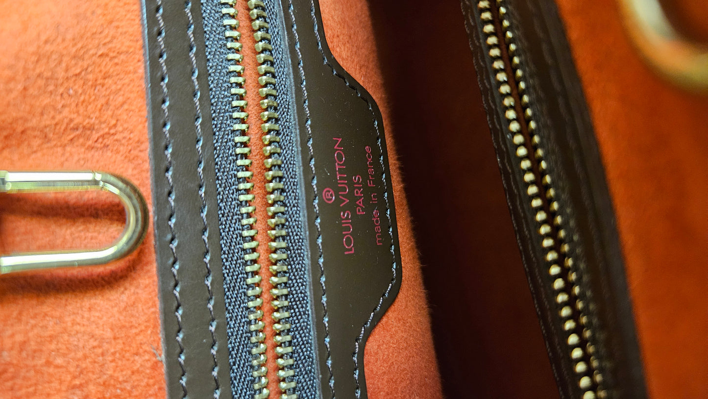 Louis Vuitton Louis Vuitton Damier Ebene Manosque PM