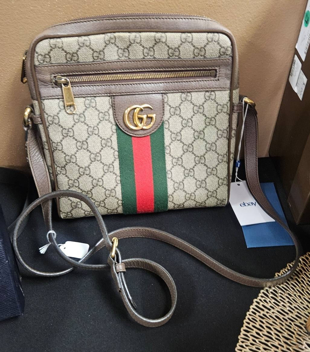Gently Used Gucci Ophidia Small Messenger Bag